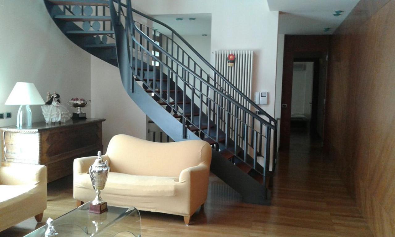 B & B Paradiso Loreto Buitenkant foto